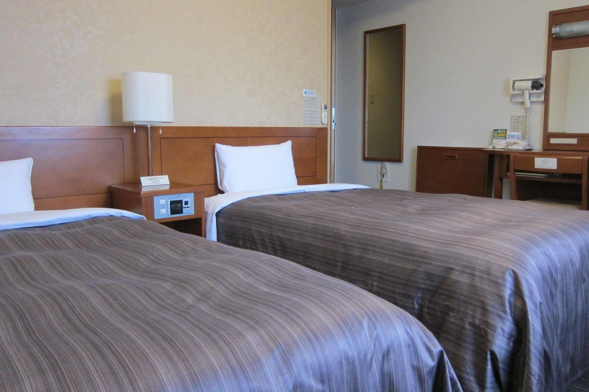 Hotel Route-Inn Tosu Ekimae Eksteriør billede